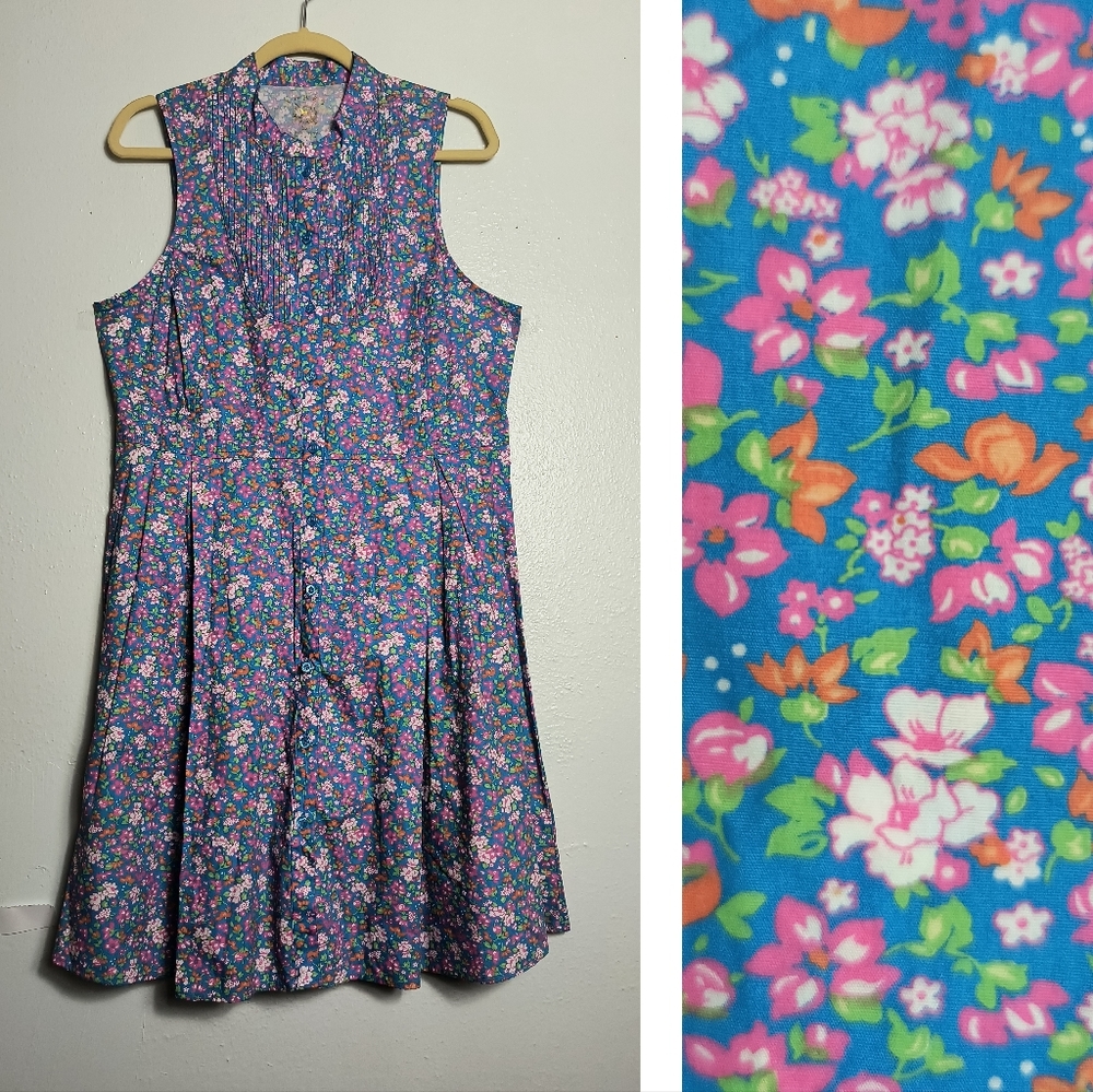 Thre3 Casual Dress Pin Tuck Pleats Women's Size L Blue Floral Fit & Flare